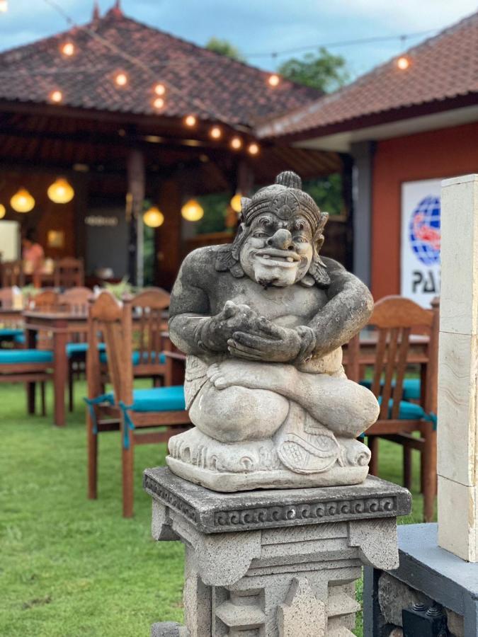 Badini Homestay Pemuteran Exteriör bild